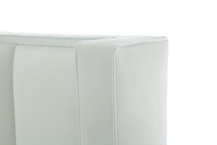 Isabelle <span>bed</span>