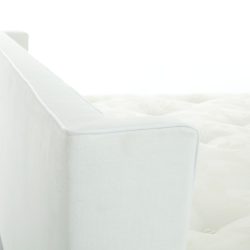 Isabelle <span>bed</span>