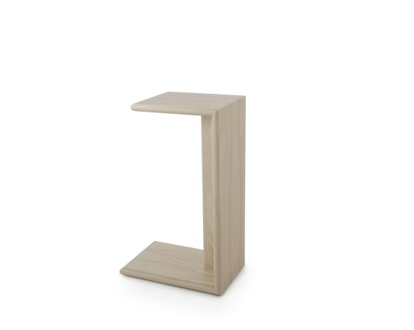 Astrid <span>over arm table</span>