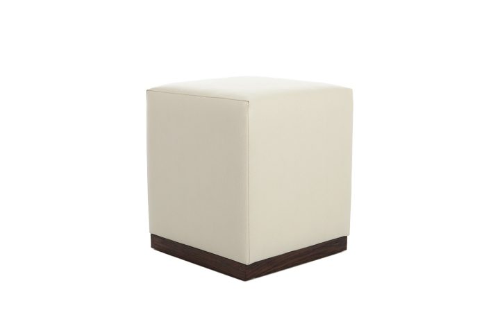 Finlay <span>stool III</span>