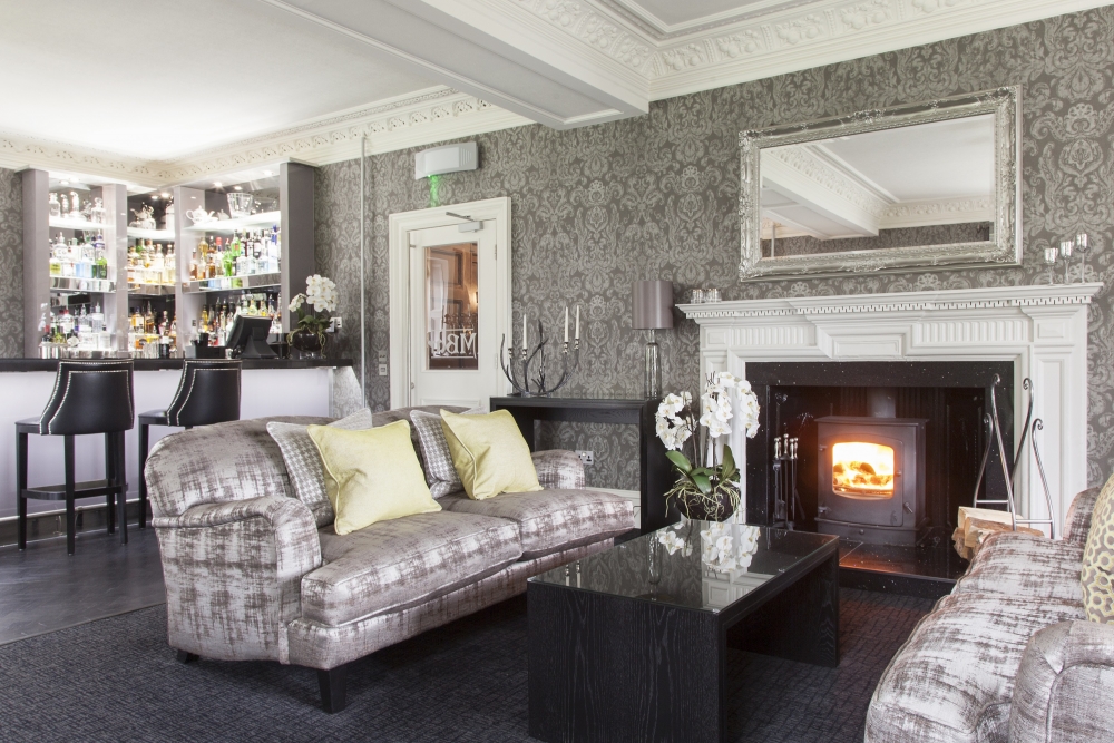 Chelsea Mclaine: The Dowans Hotel and Restaurant, Aberlour