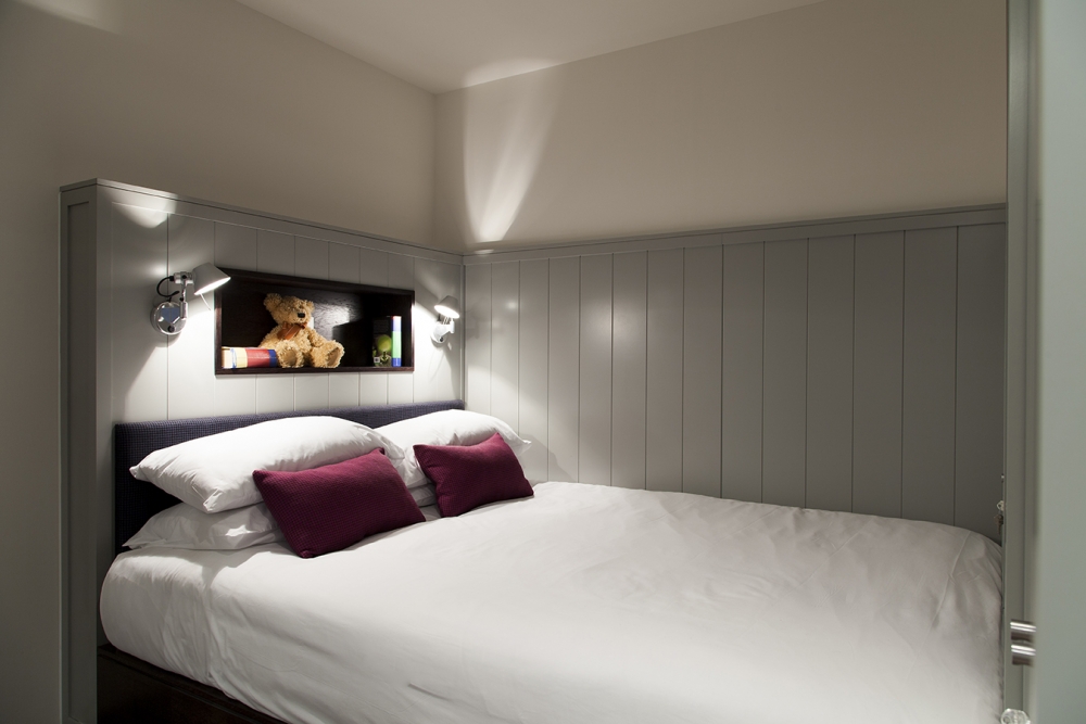 Chris Stewart Group: Advocates Close Serviced Apartments, Edinburgh